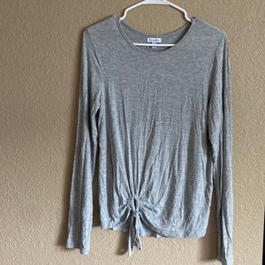 Top, lightweight, cute and comfy, Tie with round cut out/cinched at waist